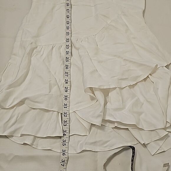 REVES RUFFLE DRESS SIZE MEDIUM - Picture 7 of 11